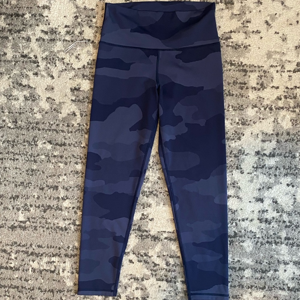 American eagle blue camo women’s leggings
